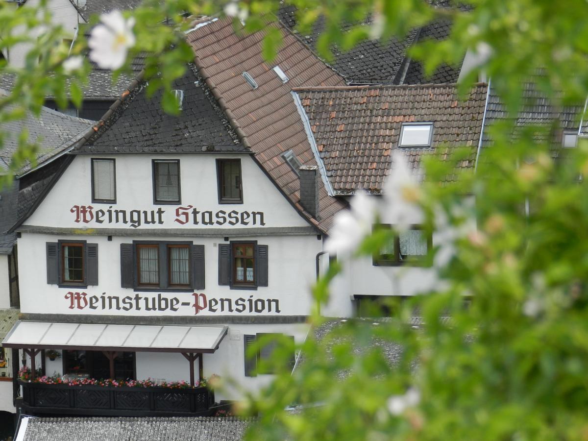 Готель Weingut Stassen Oberheimbach Екстер'єр фото