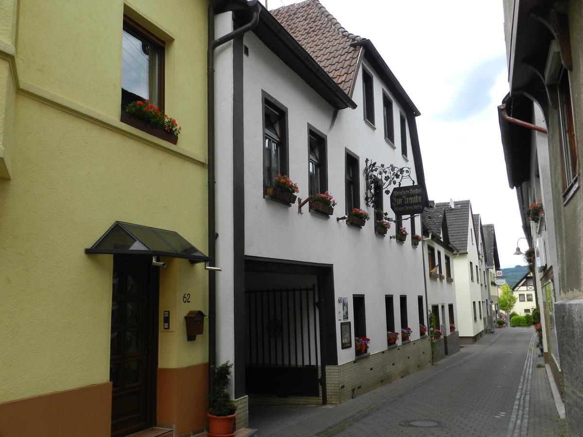 Готель Weingut Stassen Oberheimbach Екстер'єр фото